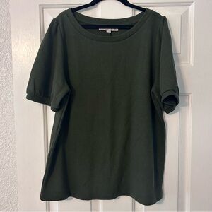 4/$20- LOFT army green puffed short sleeve shirt